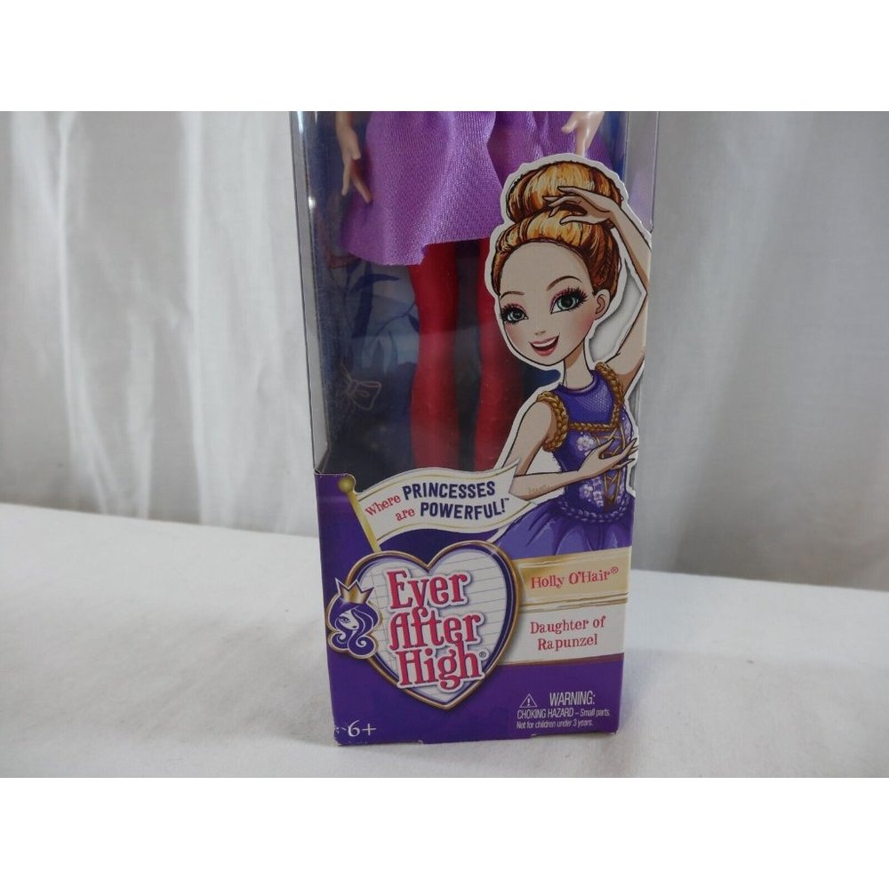 Ever After High Doll Ballet Princess Holly OHare Daughter of Rapunzel - Picture 9 of 12